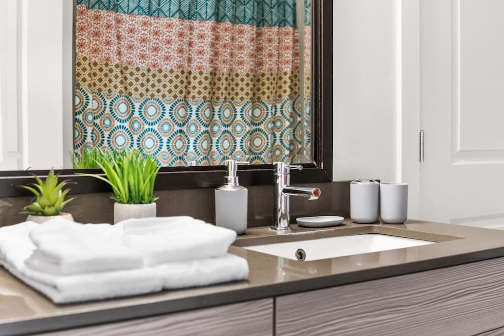 Lux 2 Bd Boho In Heart Of Slc Lägenhet Salt Lake City Exteriör bild