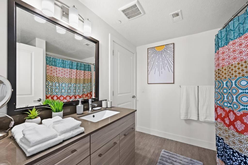 Lux 2 Bd Boho In Heart Of Slc Lägenhet Salt Lake City Exteriör bild