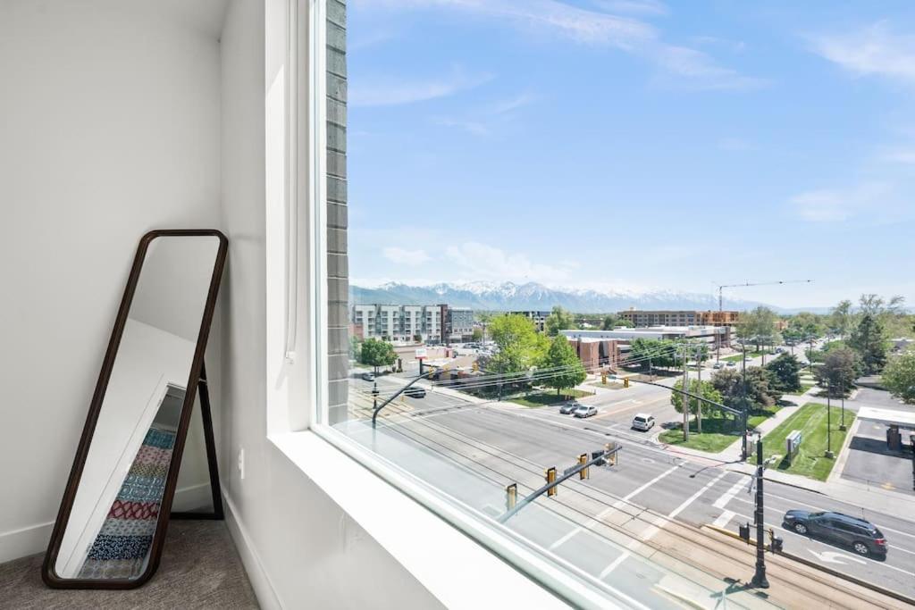 Lux 2 Bd Boho In Heart Of Slc Lägenhet Salt Lake City Exteriör bild